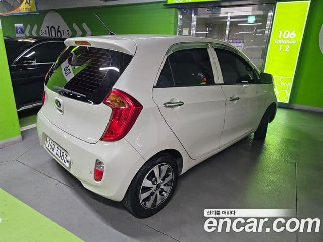 Kia All New Morning Deluxe, 2015 3