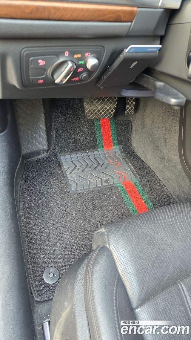 Audi New A6 C7, 2012 19