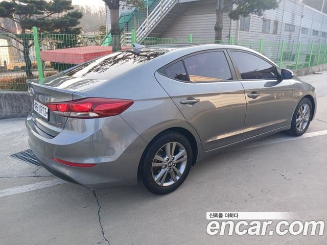 Hyundai Avante AD Special, 2016 4