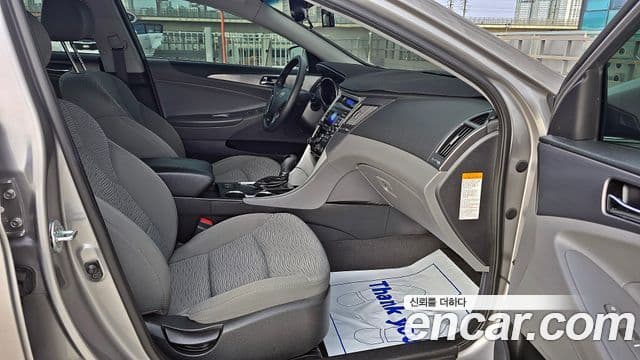 Hyundai Sonata гибрид 2.4(экспортная версия), 2013 10