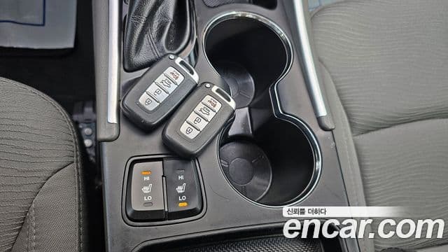 Hyundai Sonata гибрид 2.4(экспортная версия), 2013 17