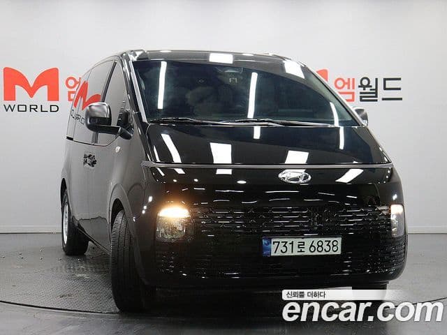 Hyundai Staria Smart, 2022 3