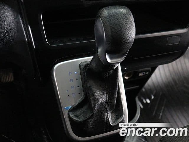 Hyundai Staria Smart, 2022 10