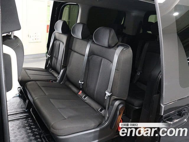 Hyundai Staria Smart, 2022 17