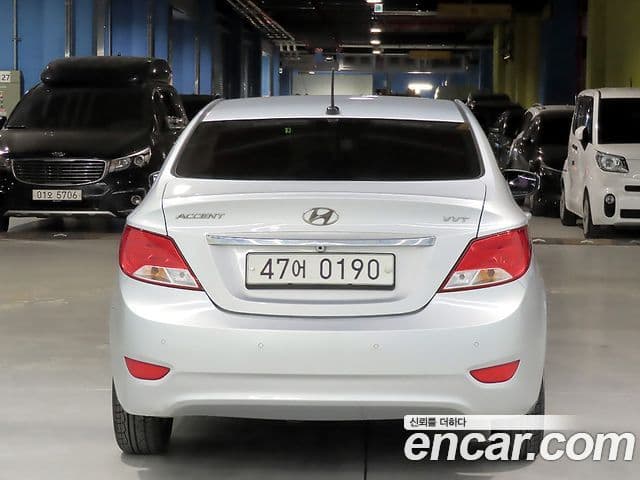 Hyundai Accent(новый кузов / новое поколение) Modern, 2016 4