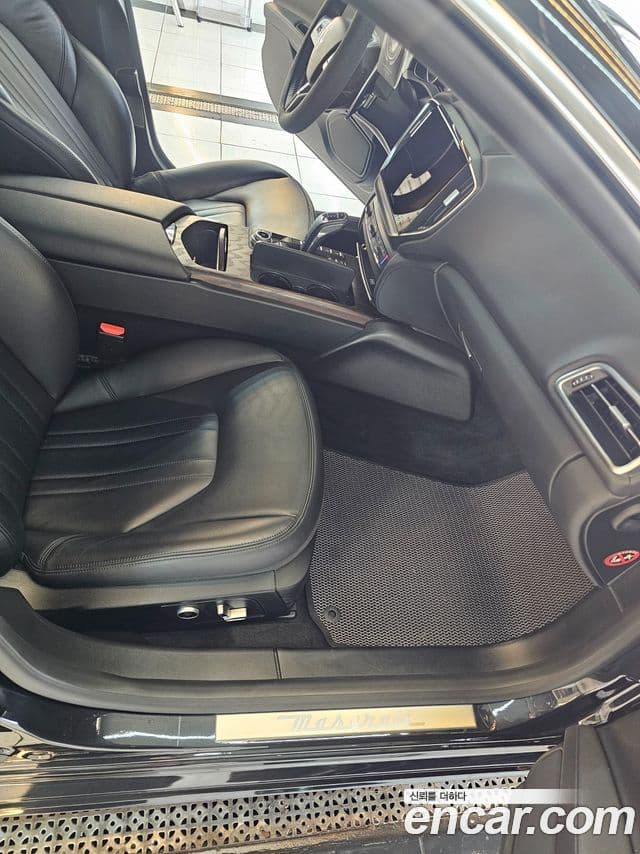 Maserati 기블리 3세대, 2022 14