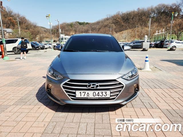 Hyundai Avante AD 1.6 GDI Smart, 2016 1