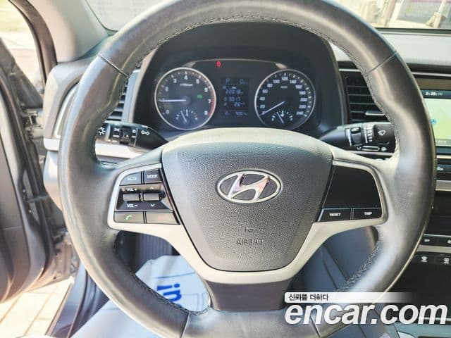 Hyundai Avante AD 1.6 GDI Smart, 2016 12