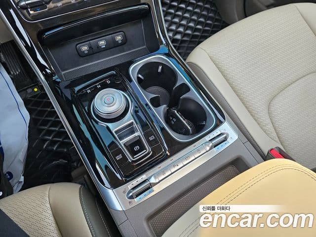 Kia Carnival 4세대 Signature, 2021 8