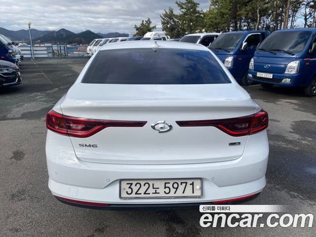 Renault Korea(Samsung) SM6 2.0 LPe SE (арендный автомобиль), 2016 4