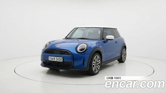 Mini Cooper C 4세대 Classic, 2025 1