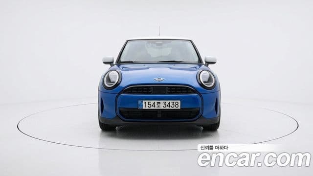 Mini Cooper C 4세대 Classic, 2025 2