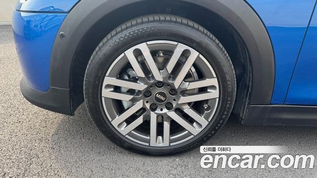 Mini Cooper C 4세대 Classic, 2025 все фото