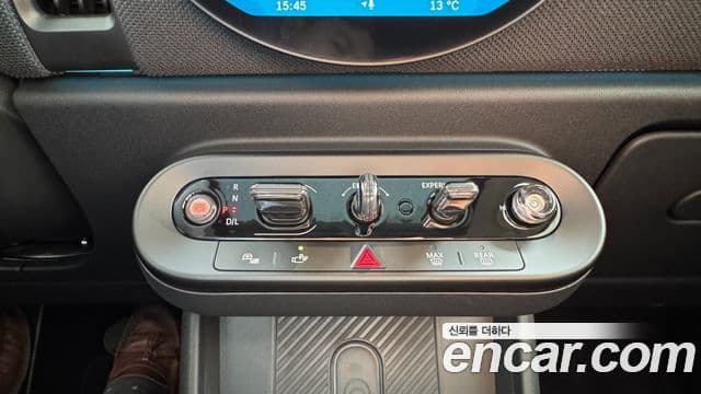 Mini Cooper C 4세대 Classic, 2025 9