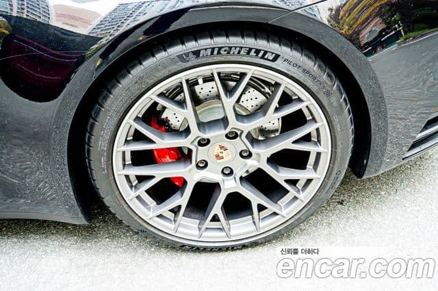 Porsche 911 (992) Carrera S, 2020 6