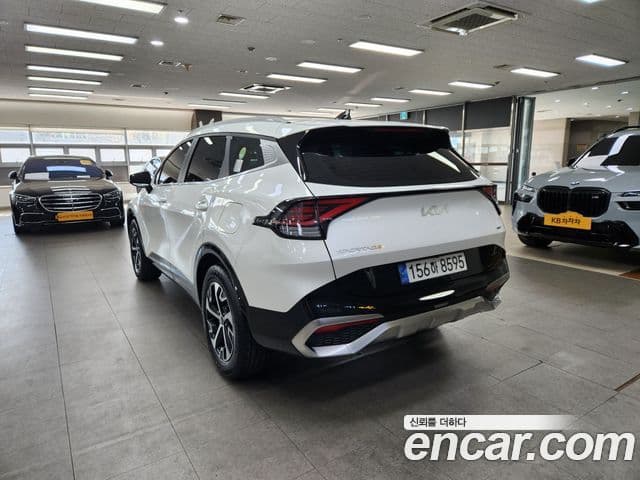 Kia Sportage 5세대 гибрид Signature 2WD, 2023 2