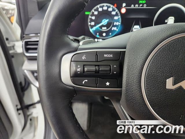 Kia Sportage 5세대 гибрид Signature 2WD, 2023 все фото