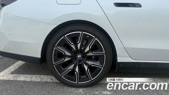 BMW i7 (G70), 2024 18