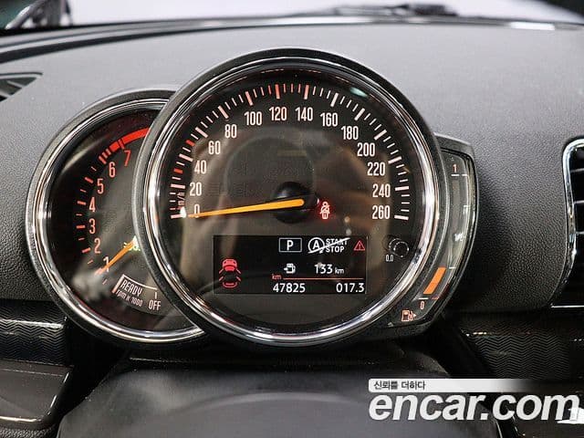 Mini Cooper 클럽맨 2세대, 2019 8