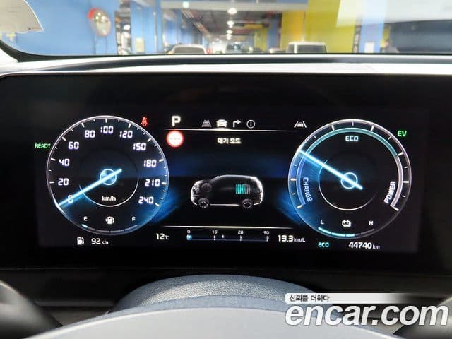 Kia Sportage 5세대 гибрид Signature 2WD, 2022 9