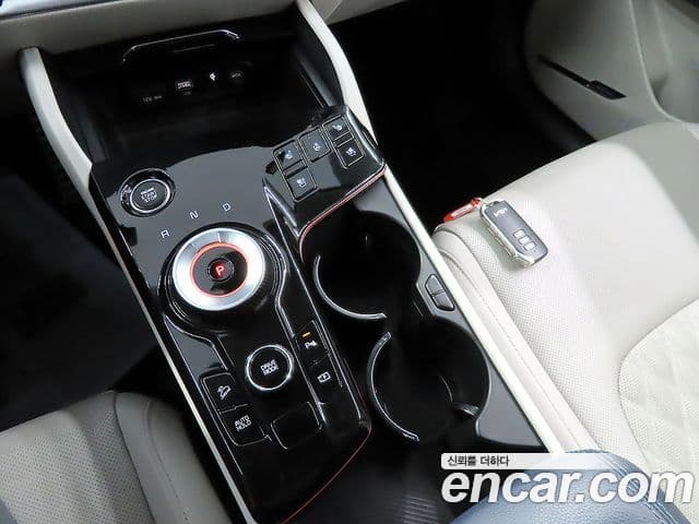 Kia Sportage 5세대 гибрид Signature 2WD, 2022 13