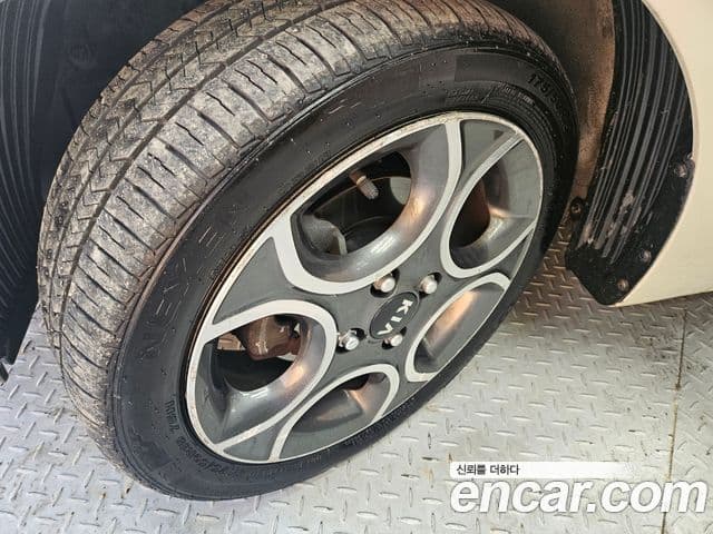 Kia All New Morning Luxury, 2015 все фото