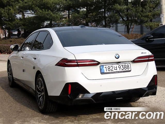 BMW 5시리즈 (G60) 520i M Sport, 2024 2