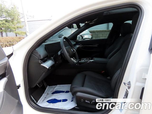 BMW 5시리즈 (G60) 520i M Sport, 2024 все фото