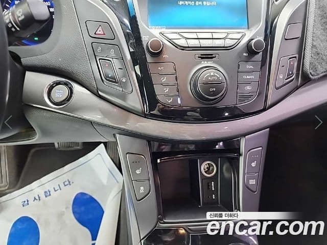 Hyundai i40 살룬 PYL, 2014 11