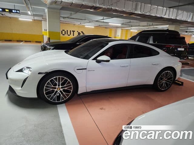 Porsche 타이칸 базовый, 2023 все фото