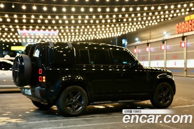 Land Rover Defender (L663) 110 P300 X-Dynamic SE, 2024 2