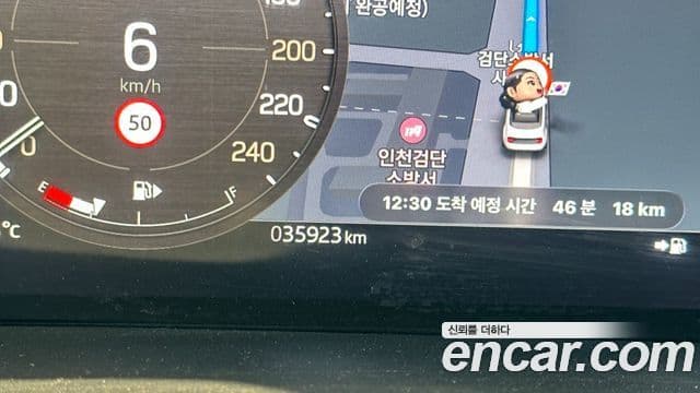 Land Rover Defender (L663) 110 P300 X-Dynamic SE, 2024 13