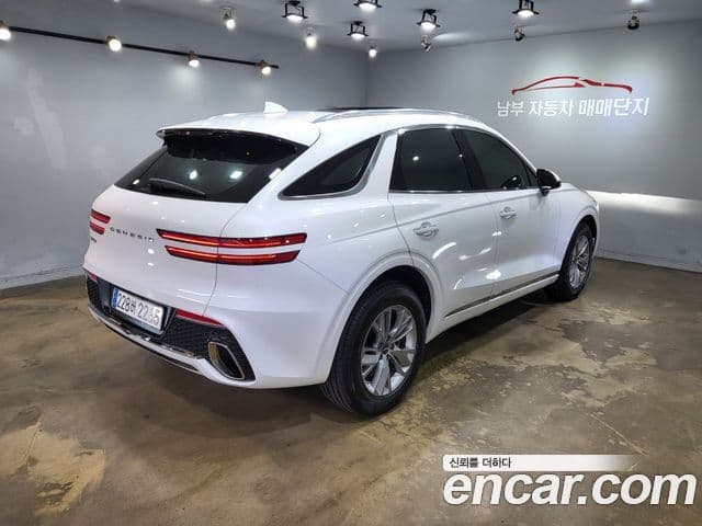 Genesis GV70, 2023 4