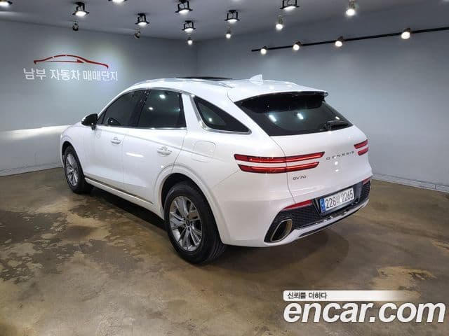 Genesis GV70, 2023 6