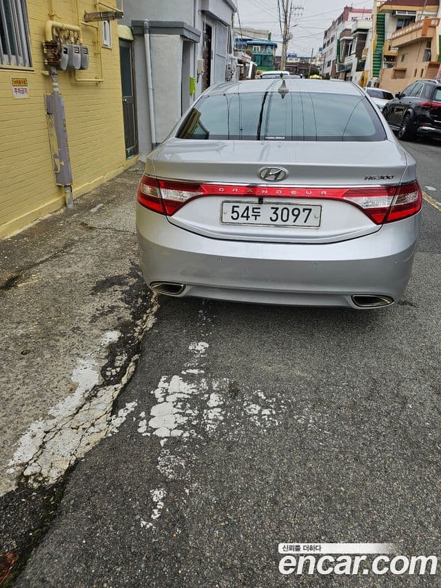 Hyundai Grandeur HG Executive, 2012 2