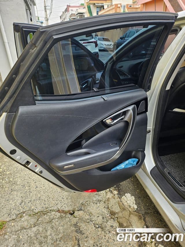 Hyundai Grandeur HG Executive, 2012 8