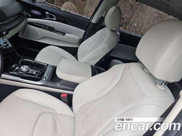 Kia Carnival 4세대 Signature, 2021 10