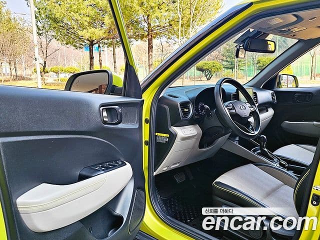 Hyundai Venue 1.6 Flux, 2020 10