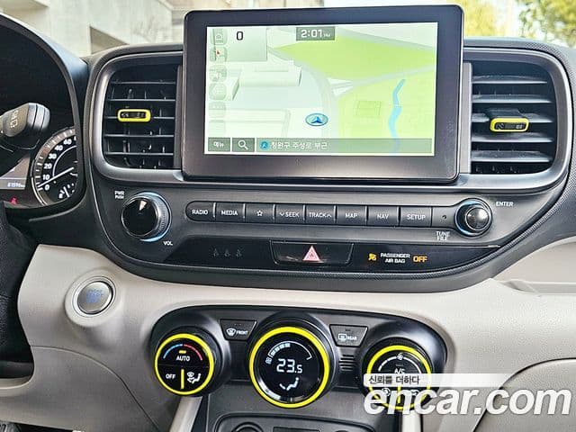 Hyundai Venue 1.6 Flux, 2020 15