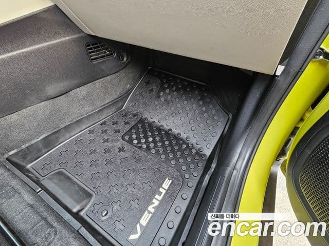 Hyundai Venue 1.6 Flux, 2020 19