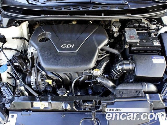 Hyundai Avante MD M16 GDI Deluxe, 2012 18