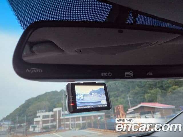 Hyundai i40 살룬 Smart, 2012 15