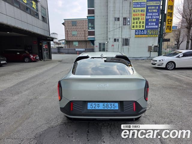 Kia EV4 Earth, 2026 4