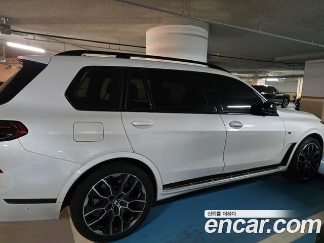 BMW X7 (G07) xDrive 40i M Sport 6인승, 2024 7