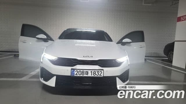 Kia The / новый New K5 гибрид 3세대 Signature, 2024 1