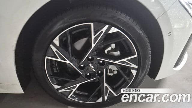 Kia The / новый New K5 гибрид 3세대 Signature, 2024 14