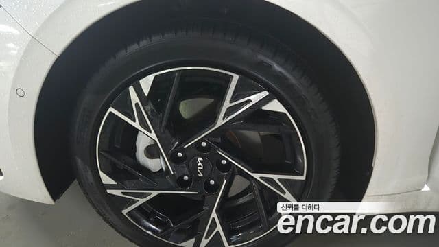 Kia The / новый New K5 гибрид 3세대 Signature, 2024 15