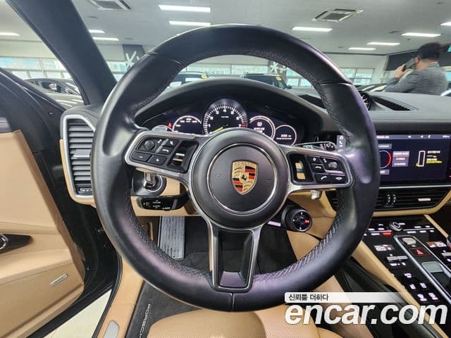 Porsche Cayenne (PO536) 3.0 E-гибрид, 2020 3