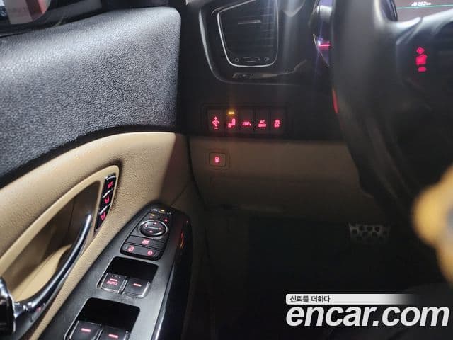 Kia The / новый New Carnival President, 2019 15