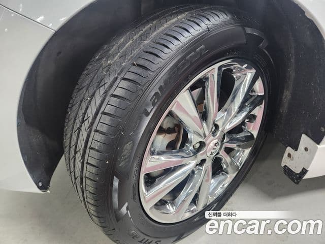 Kia The / новый New Carnival President, 2019 16